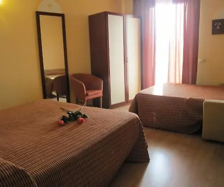Al Sole - Enjoy 3* Кавайон-Веронезе
