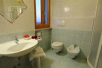 Al Sole - Enjoy 3* Кавайон-Веронезе