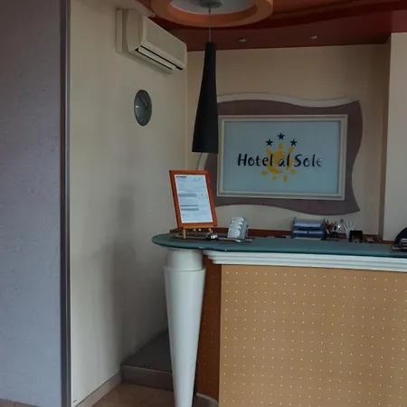 Al Sole - Enjoy ホテル