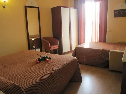 Al Sole - Enjoy 3* カヴァイオーン・ヴェロネーゼ