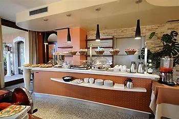 Al Sole - Enjoy 3* カヴァイオーン・ヴェロネーゼ